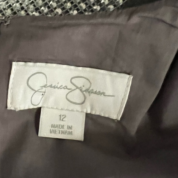 B8 NWT JESSICA SIMPSON DRESS SIZE 12. COLOR GREY SMOKED PEARL - Picture 6 of 16